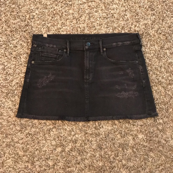 Citizens of Humanity distressed mini skirt - Picture 7 of 16